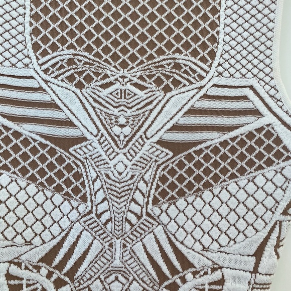 RVN Armor V-Neck Sheath Dress - Picture 9 of 13